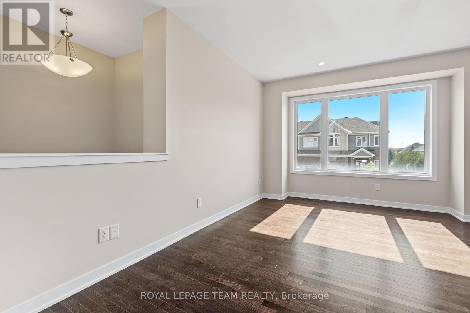 Photo 38 of 330 Falsetto Street, Ottawa ON