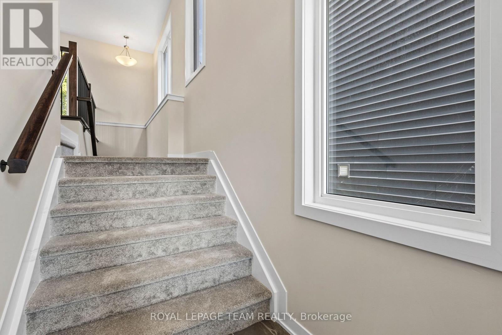 Photo 30 of 330 Falsetto Street, Ottawa ON