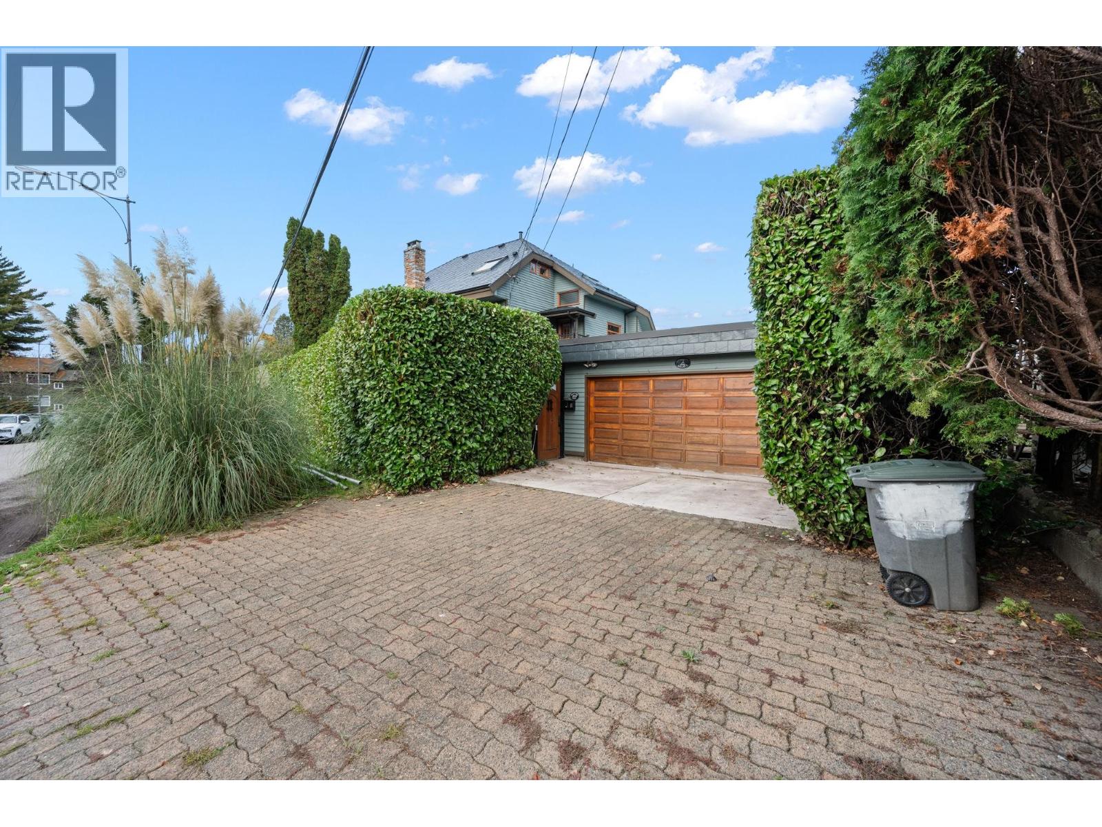 Photo 12 of 3850 Point Grey Road, Vancouver BC