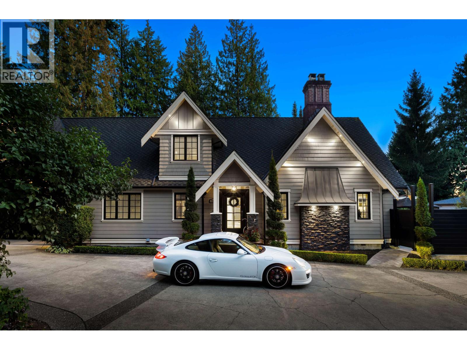 Photo 6 of 744 Austin Avenue, Coquitlam BC