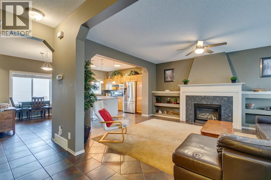 210 Elgin View SE, Calgary, Alberta
