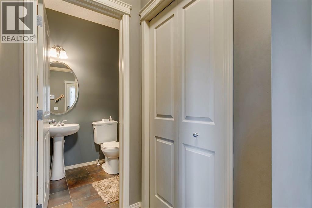 Single Family House for Sale in  Elgin View SE McKenzie Towne Calgary 