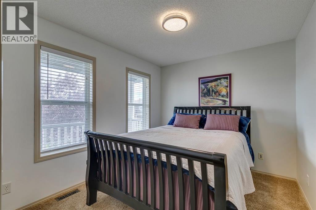 Single Family House for Sale in  Elgin View SE McKenzie Towne Calgary 