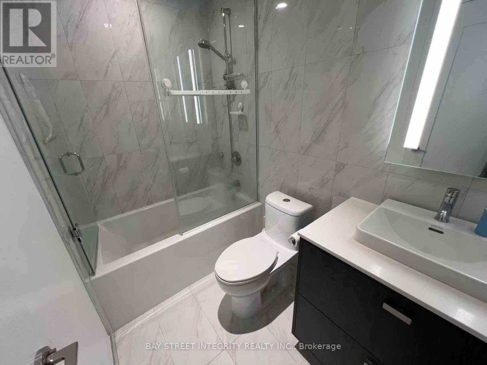 Photo 15 of 1604 480 Front Street W, Toronto ON
