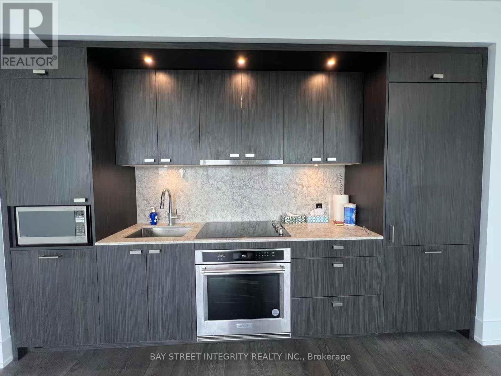 Photo 5 of 1604 480 Front Street W, Toronto ON