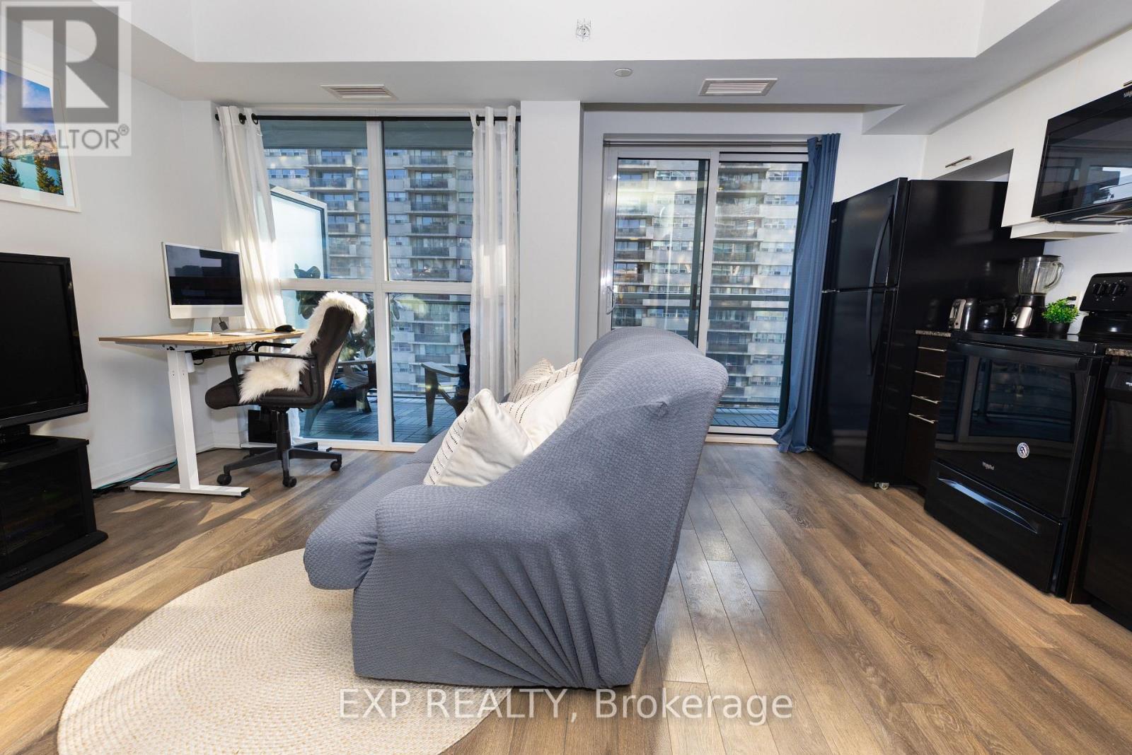 Photo 9 of 707 30 Meadowglen Place, Toronto ON