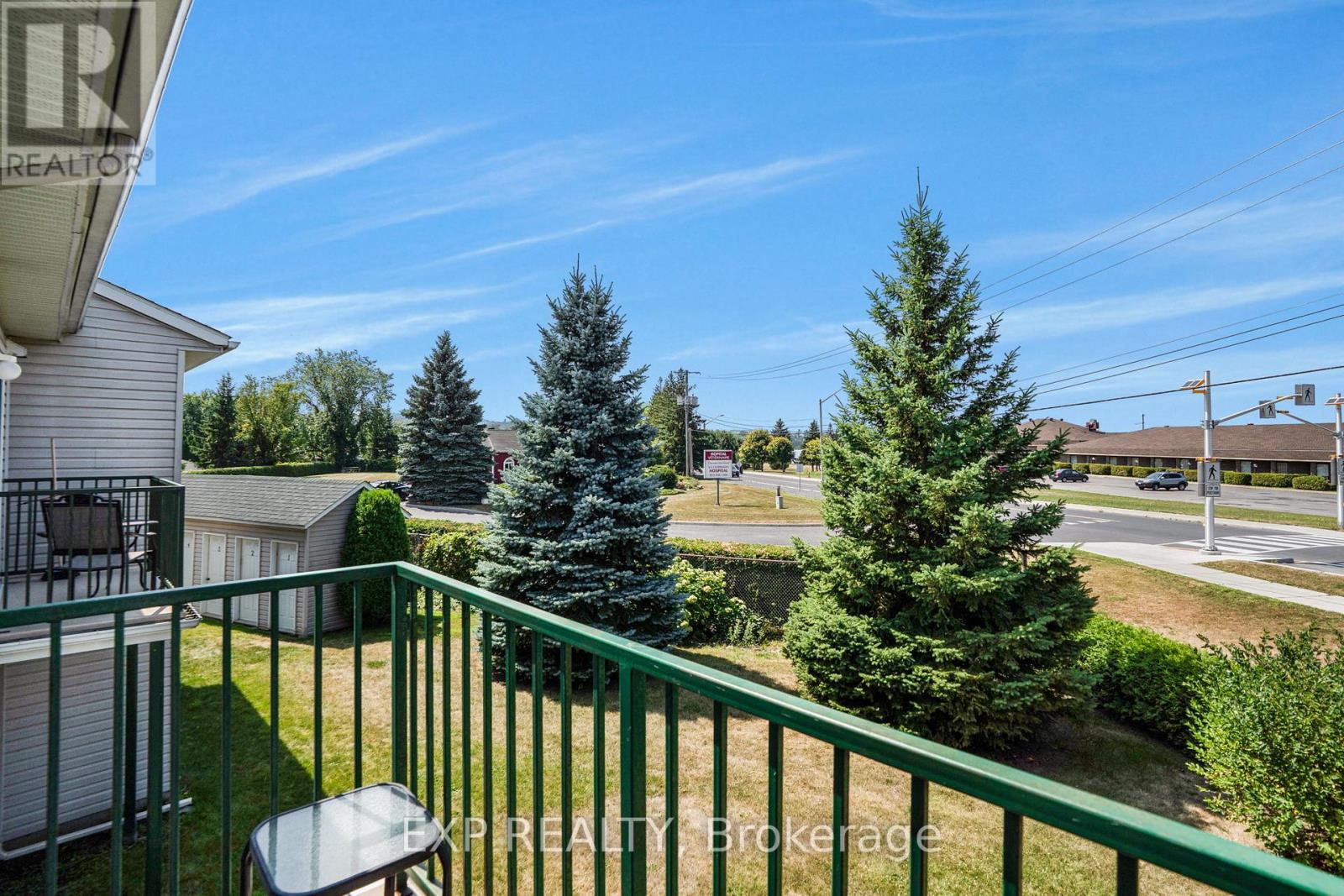 Photo 27 of 103 2929 Laurier Street, Clarencerockland ON