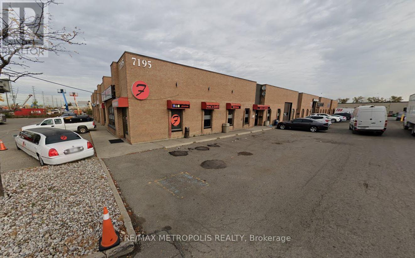 Photo 1 of 2 3 7195 Torbram Road, Mississauga ON