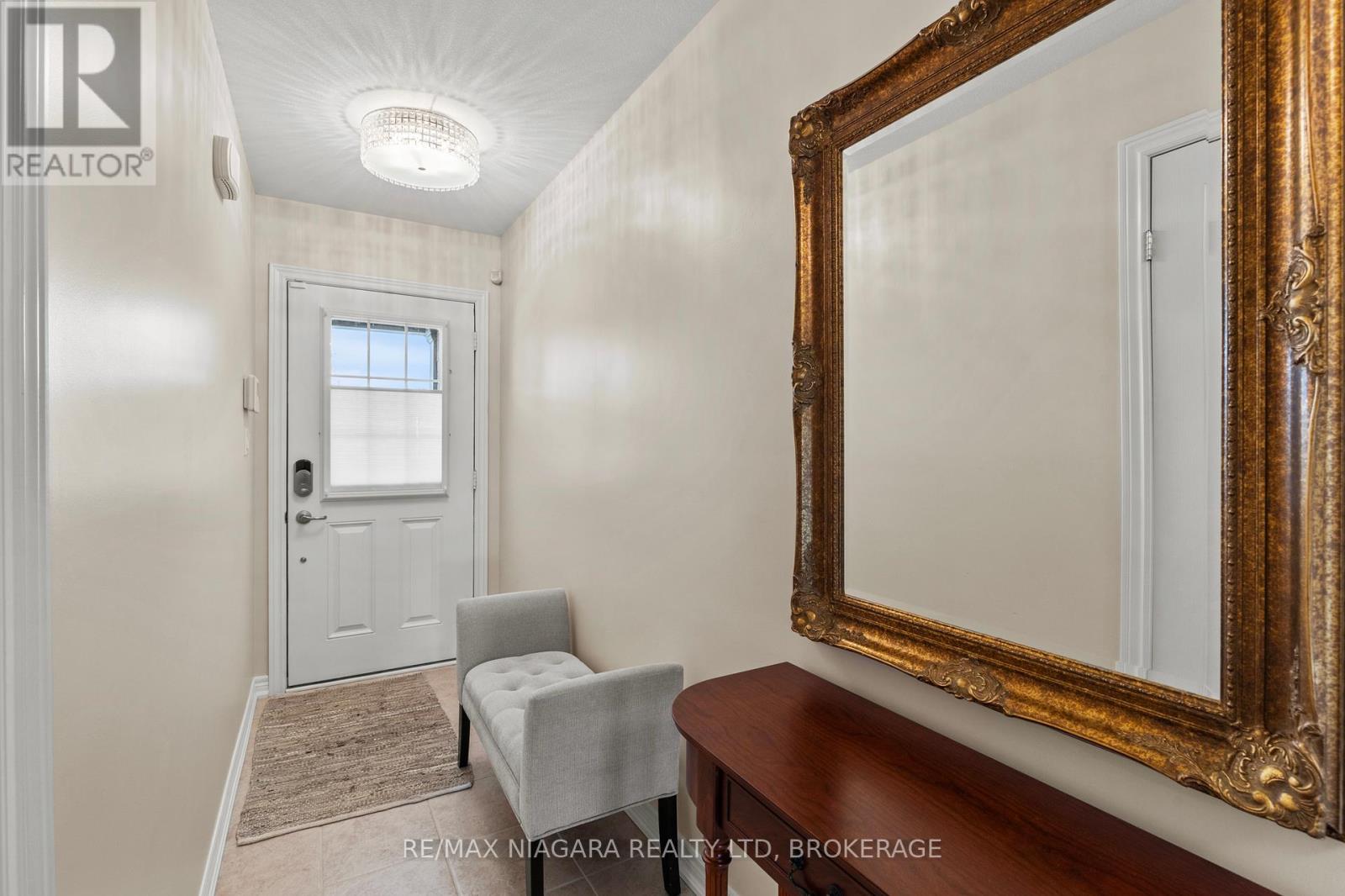 Photo 1 of 78 Falcon Drive, Welland ON