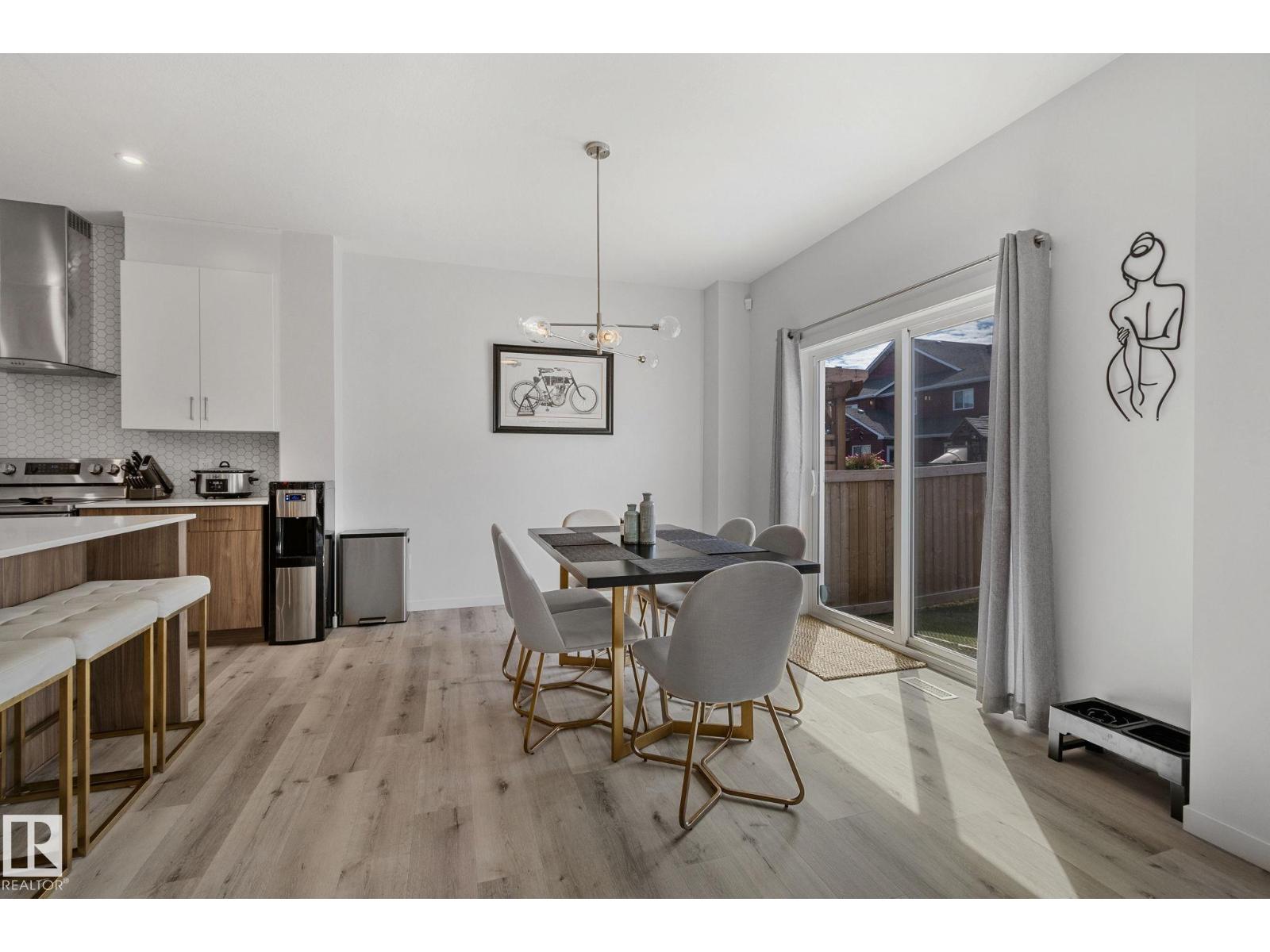 Photo 9 of 1940 Westerra Ln, Stony Plain AB