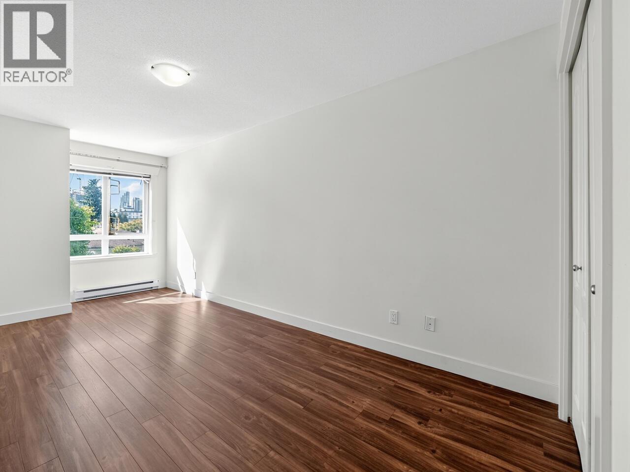 Photo 17 of 23 6538 Elgin Avenue, Burnaby BC
