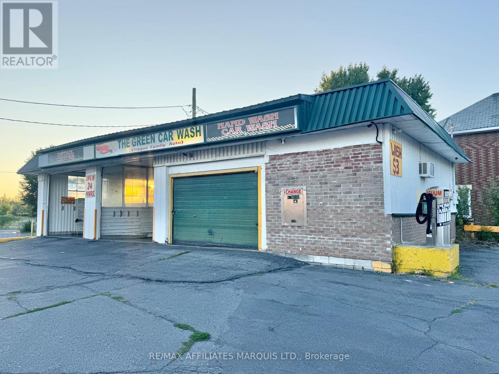 Photo 6 of 447 Second Street W, Cornwall ON