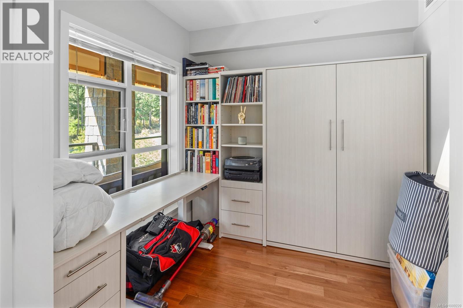 Photo 11 of 321 1400 Lynburne Pl, Langford BC