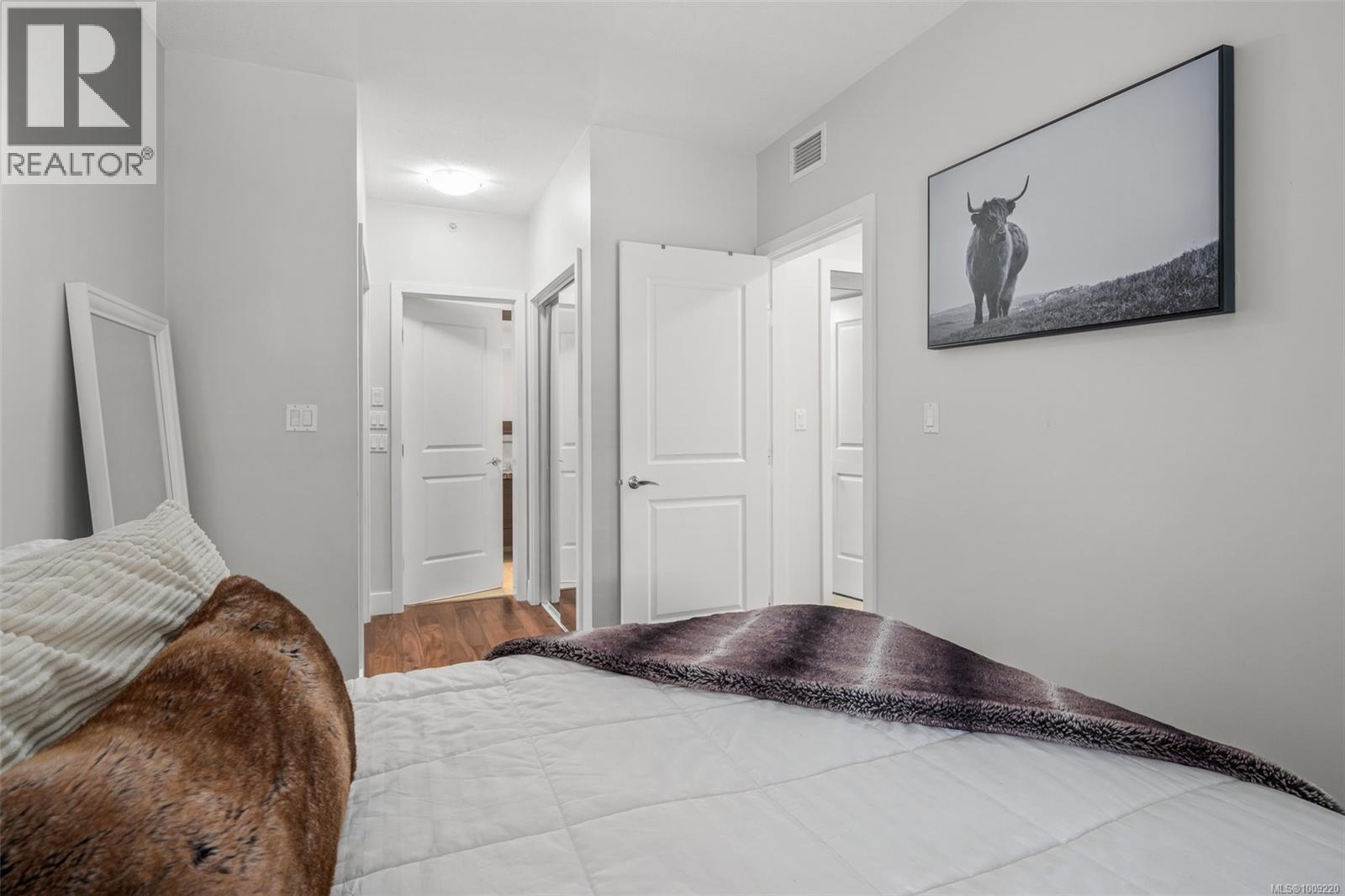 Photo 8 of 321 1400 Lynburne Pl, Langford BC