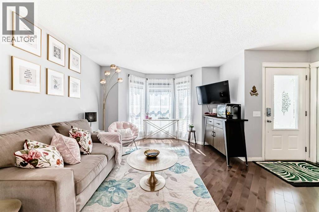 Single Family House for Sale in  Tuscany Valley Rise NW Tuscany Calgary 