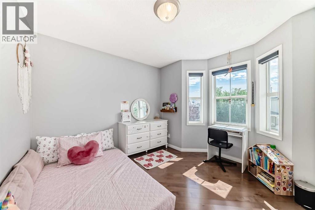 Single Family House for Sale in  Tuscany Valley Rise NW Tuscany Calgary 
