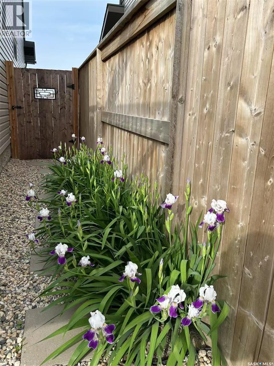 Photo 9 of 479 Secord Way, Saskatoon SK