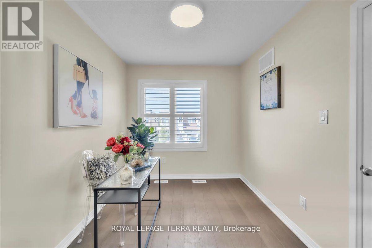 Photo 4 of 67 Cryderman Lane, Clarington ON