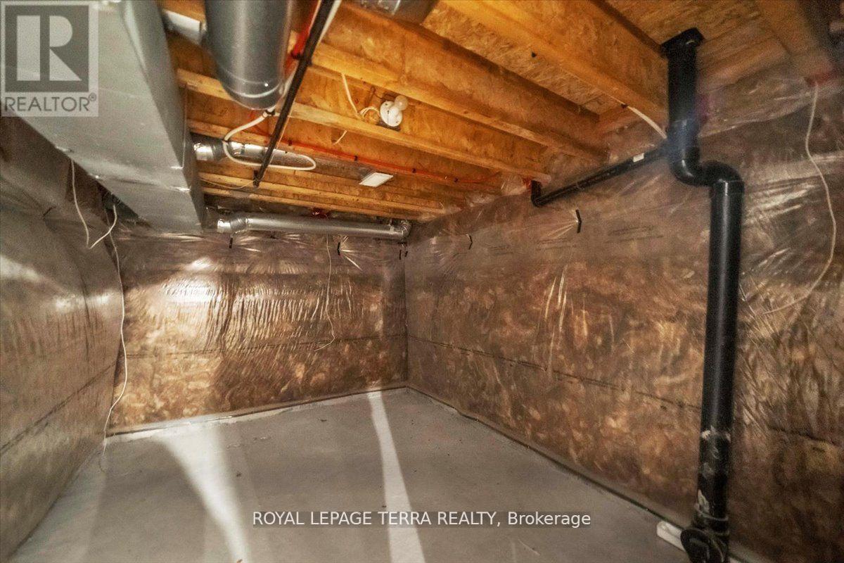Photo 36 of 67 Cryderman Lane, Clarington ON