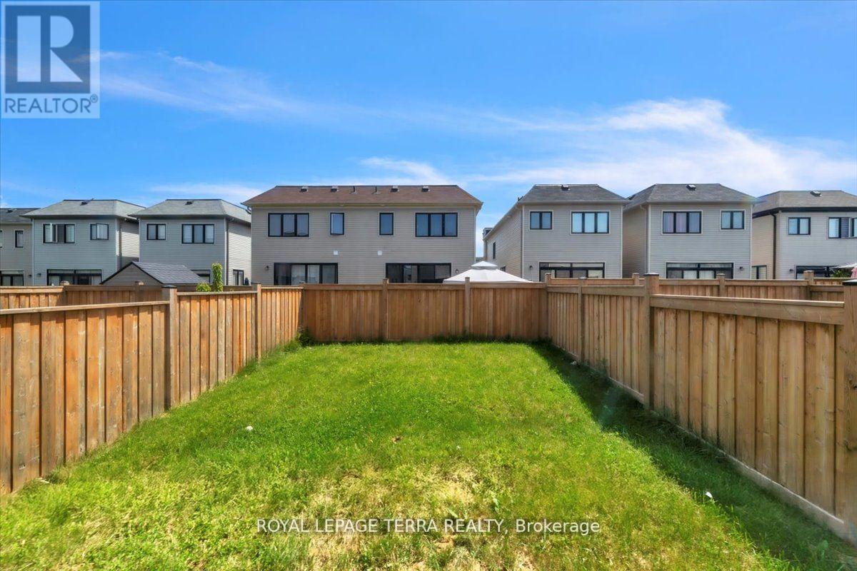 Photo 27 of 67 Cryderman Lane, Clarington ON
