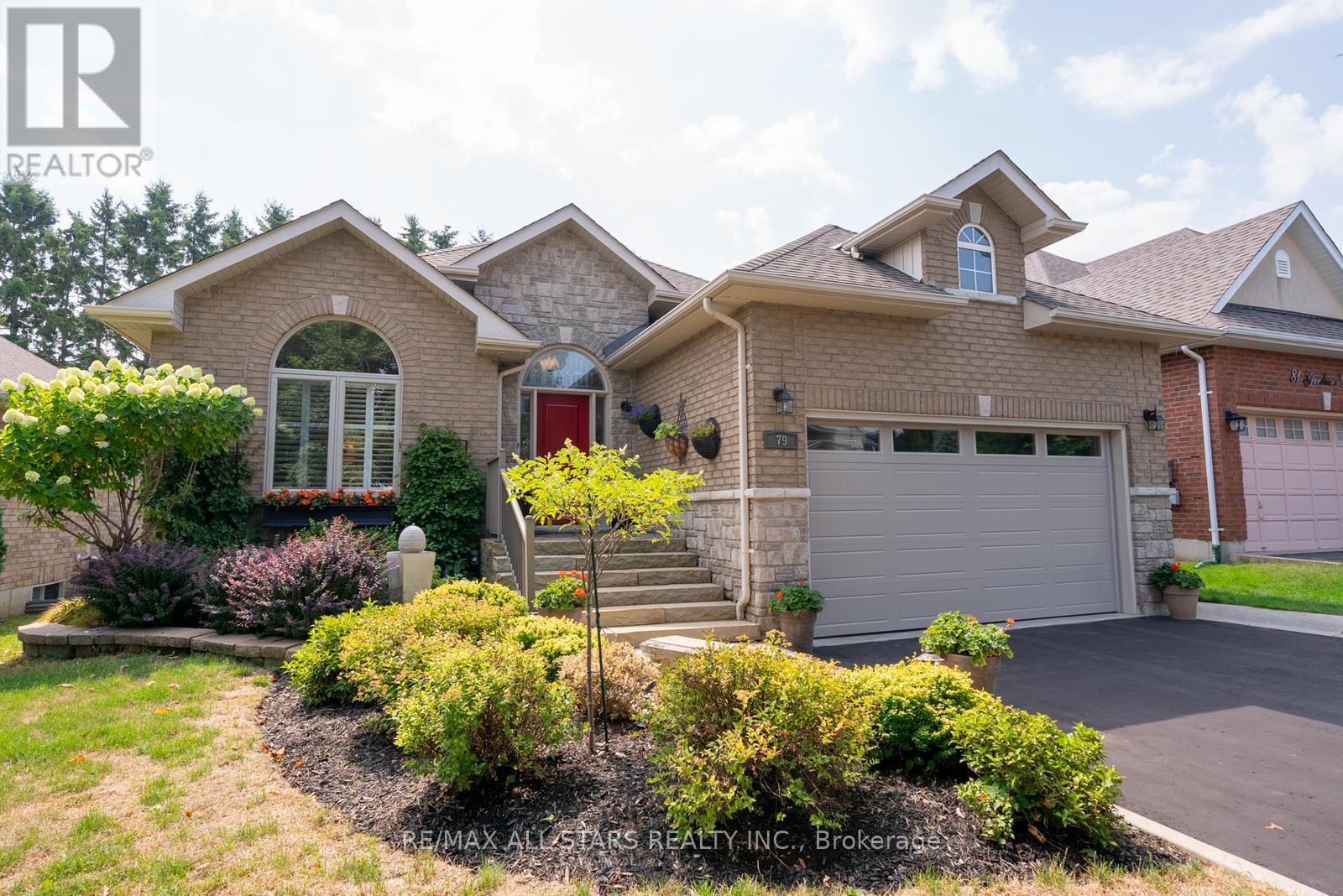 Photo 48 of 79 Gardiner Drive, Bradford West Gwillimbury ON