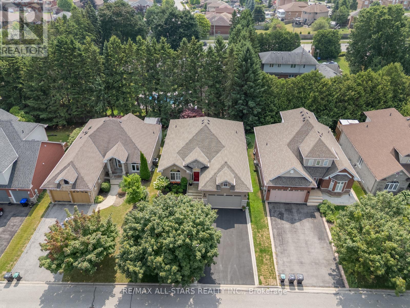 Photo 49 of 79 Gardiner Drive, Bradford West Gwillimbury ON