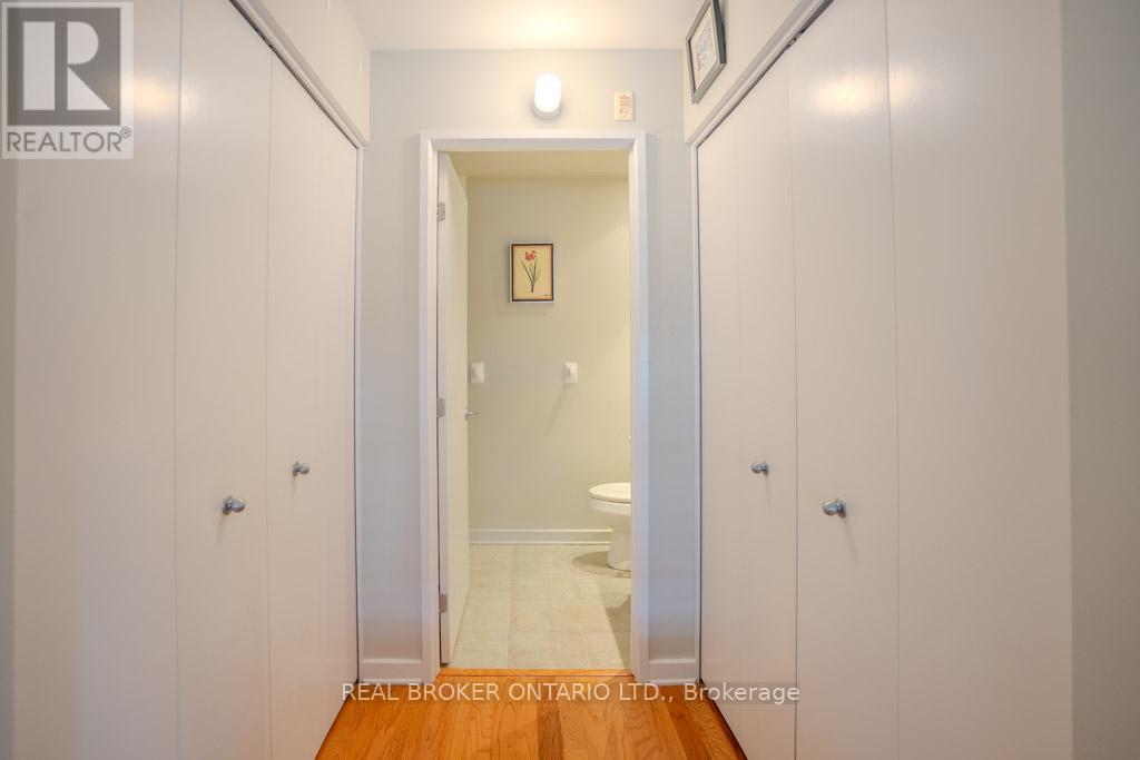 Photo 10 of 604 150 Caroline Avenue, Ottawa ON