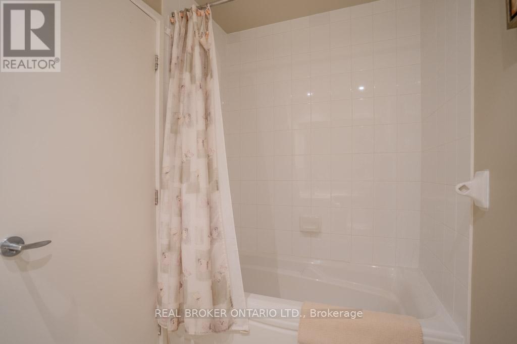 Photo 11 of 604 150 Caroline Avenue, Ottawa ON