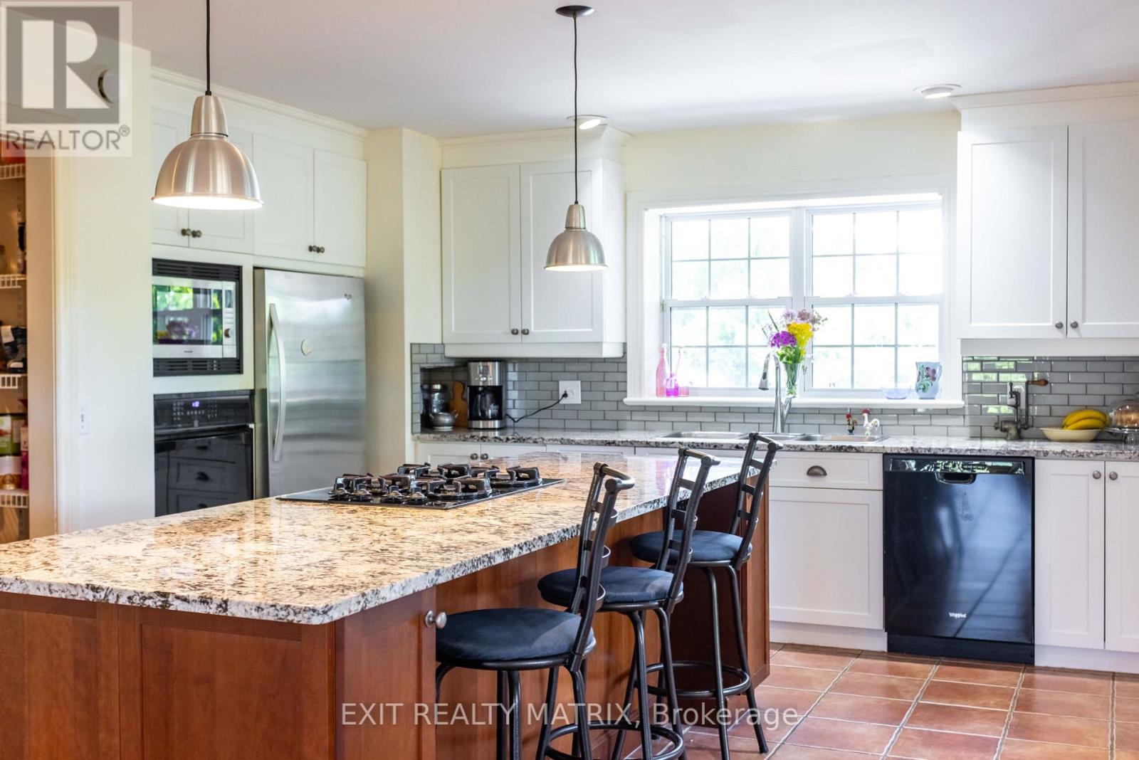 Photo 19 of 20306 Lochiel Street W, North Glengarry ON