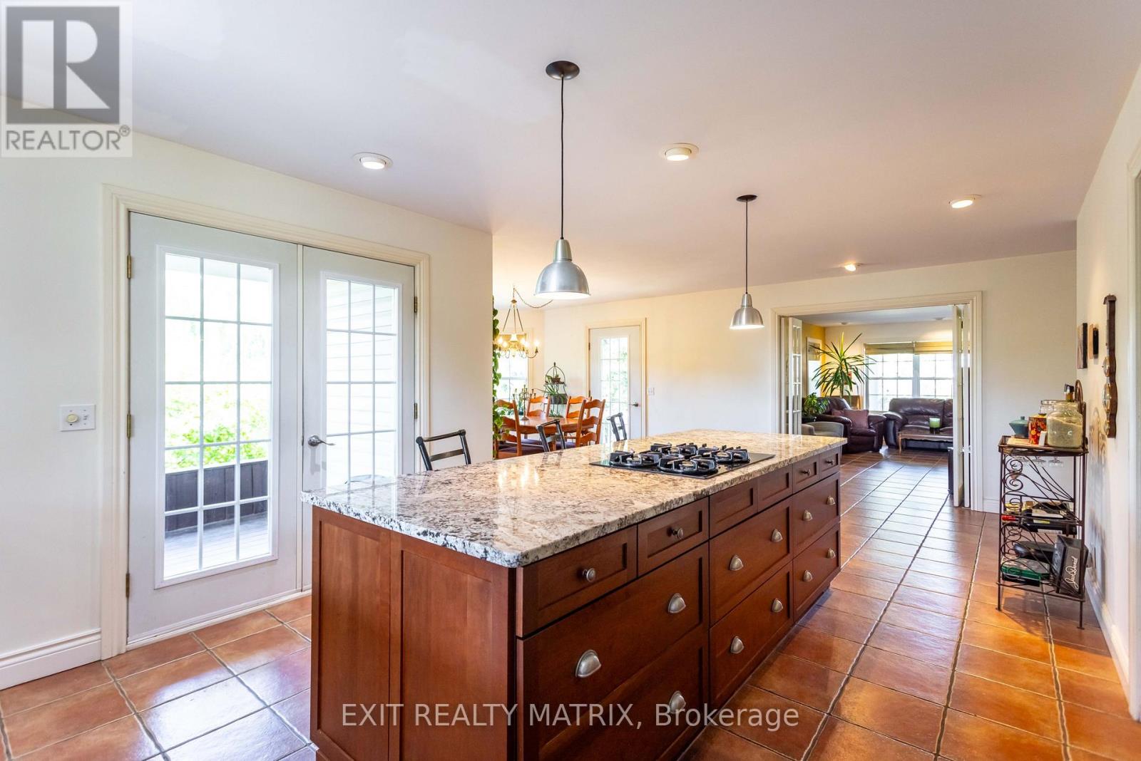 Photo 20 of 20306 Lochiel Street W, North Glengarry ON