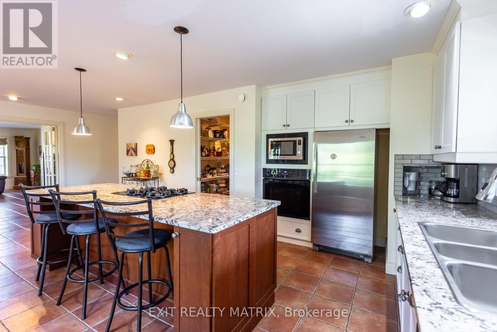 Photo 21 of 20306 Lochiel Street W, North Glengarry ON