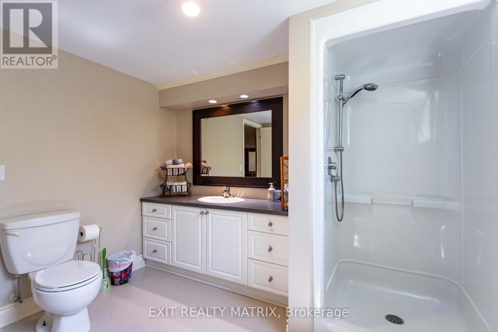 Photo 36 of 20306 Lochiel Street W, North Glengarry ON