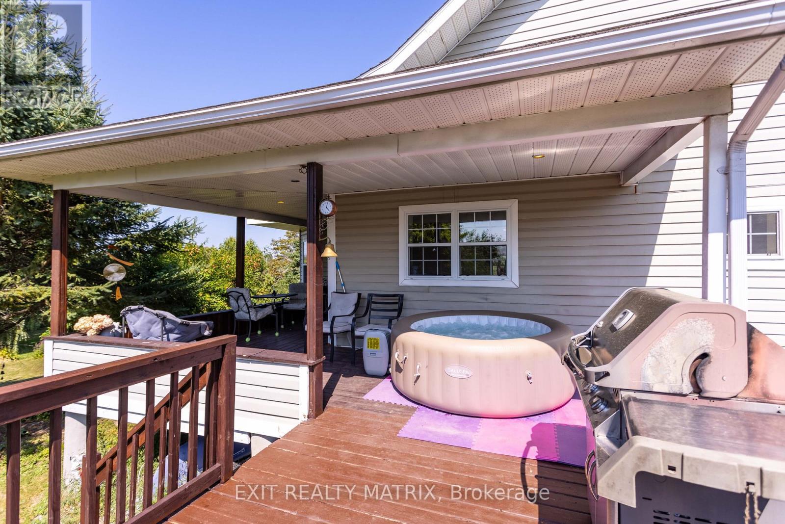 Photo 42 of 20306 Lochiel Street W, North Glengarry ON