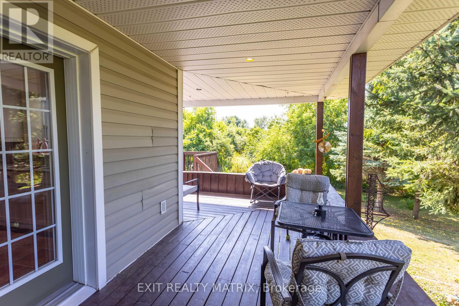 Photo 6 of 20306 Lochiel Street W, North Glengarry ON