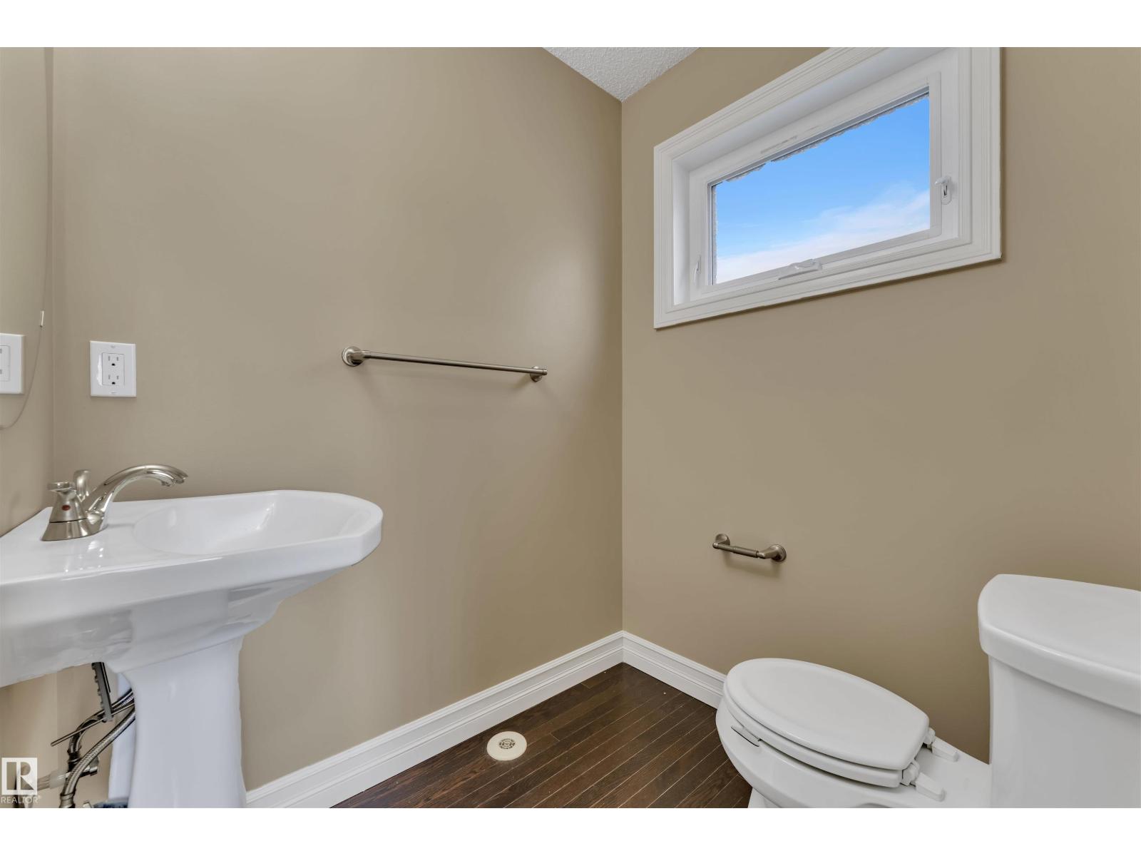 Photo 40 of 77 5317 3 Av Sw, Edmonton AB