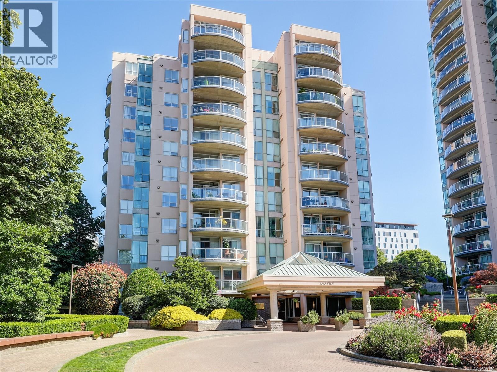 Photo 7 of 205 1010 View St, Victoria BC
