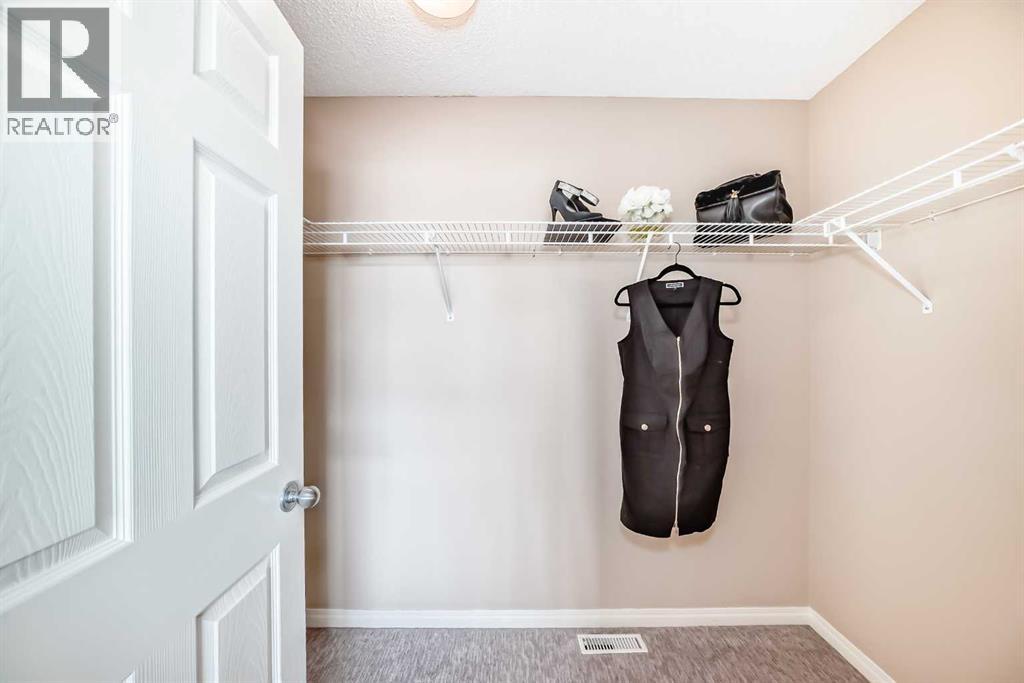 Single Family House for Sale in  Royal Ridge Hill NW Royal Oak Calgary 