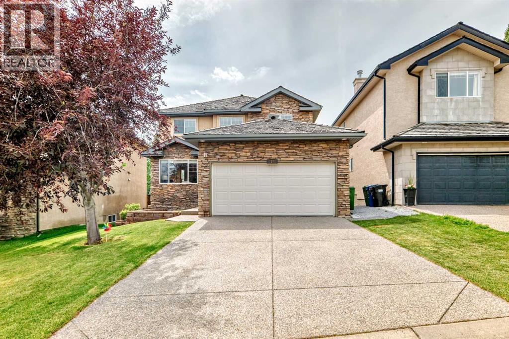 17 Royal Ridge Hill NW, Calgary, Alberta