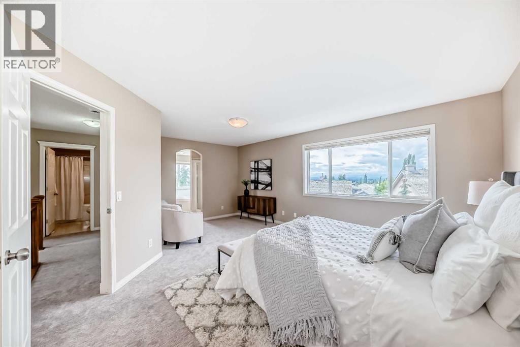 Single Family House for Sale in  Royal Ridge Hill NW Royal Oak Calgary 