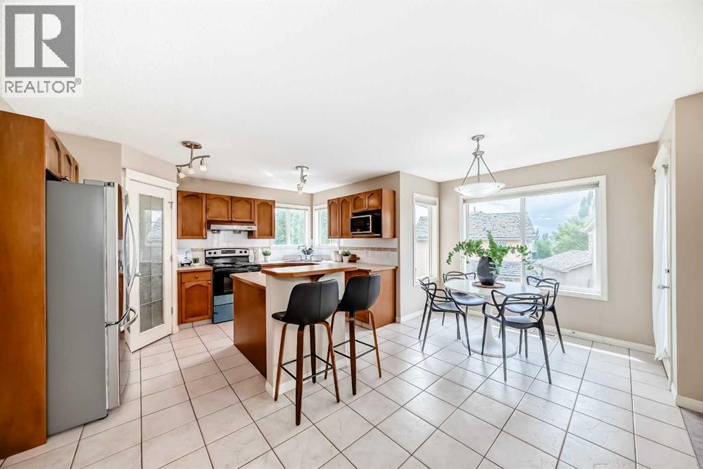 Single Family House for Sale in  Royal Ridge Hill NW Royal Oak Calgary 