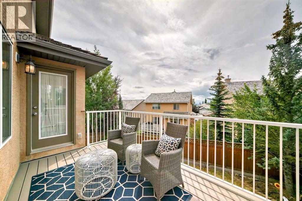 Single Family House for Sale in  Royal Ridge Hill NW Royal Oak Calgary 
