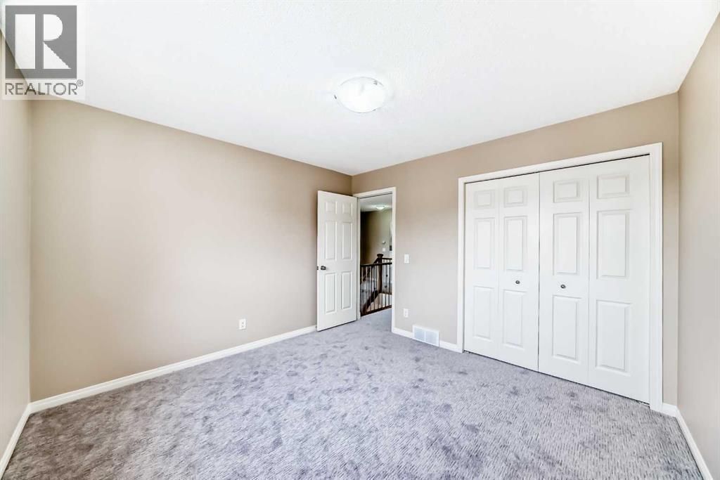 Single Family House for Sale in  Royal Ridge Hill NW Royal Oak Calgary 