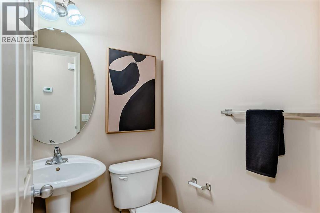 Single Family House for Sale in  Royal Ridge Hill NW Royal Oak Calgary 