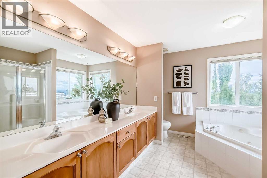 Single Family House for Sale in  Royal Ridge Hill NW Royal Oak Calgary 