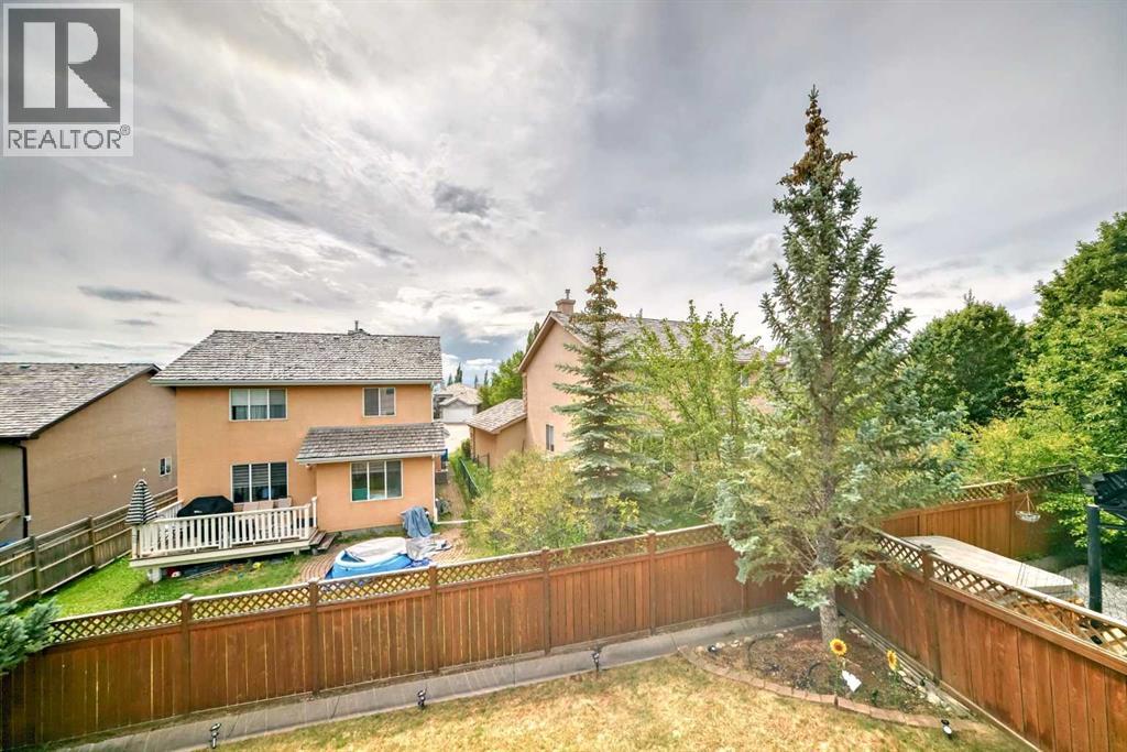 Single Family House for Sale in  Royal Ridge Hill NW Royal Oak Calgary 