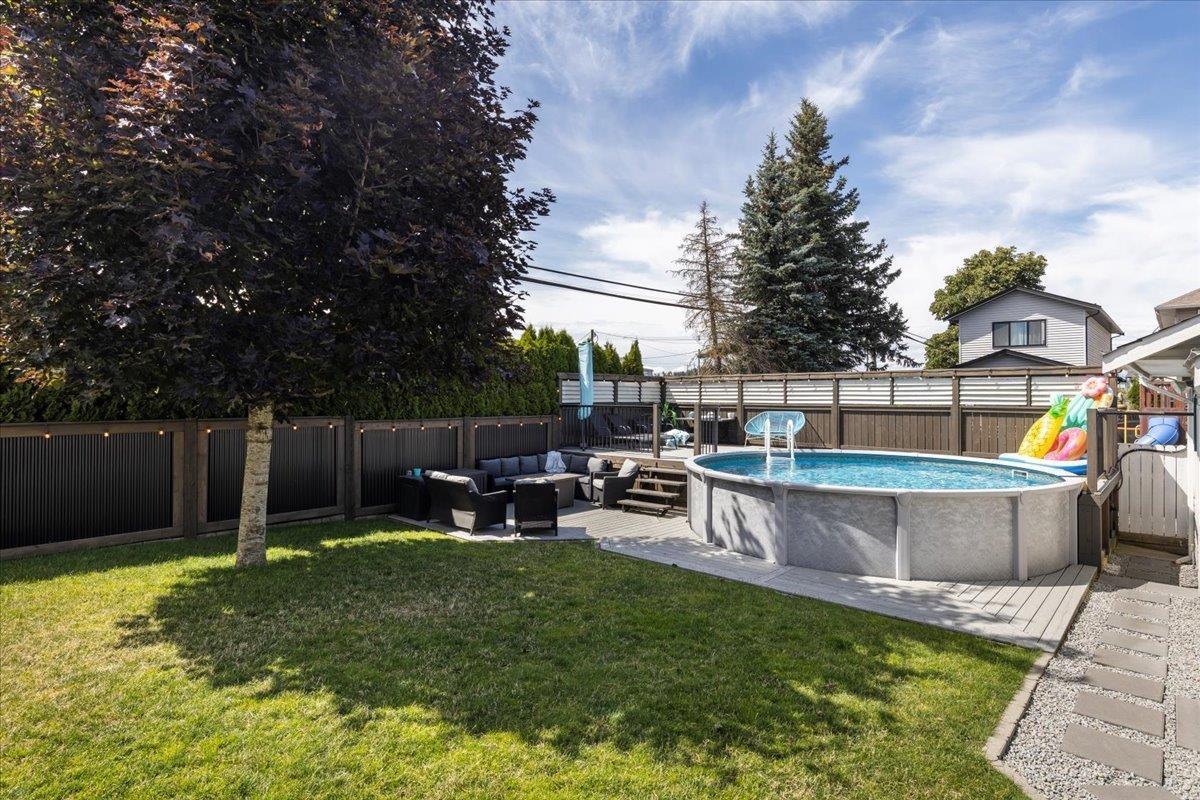 Photo 36 of 34611 6th Avenue, Abbotsford BC