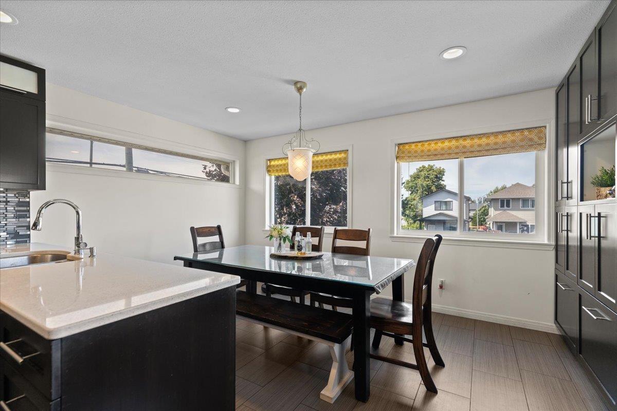Photo 7 of 34611 6th Avenue, Abbotsford BC