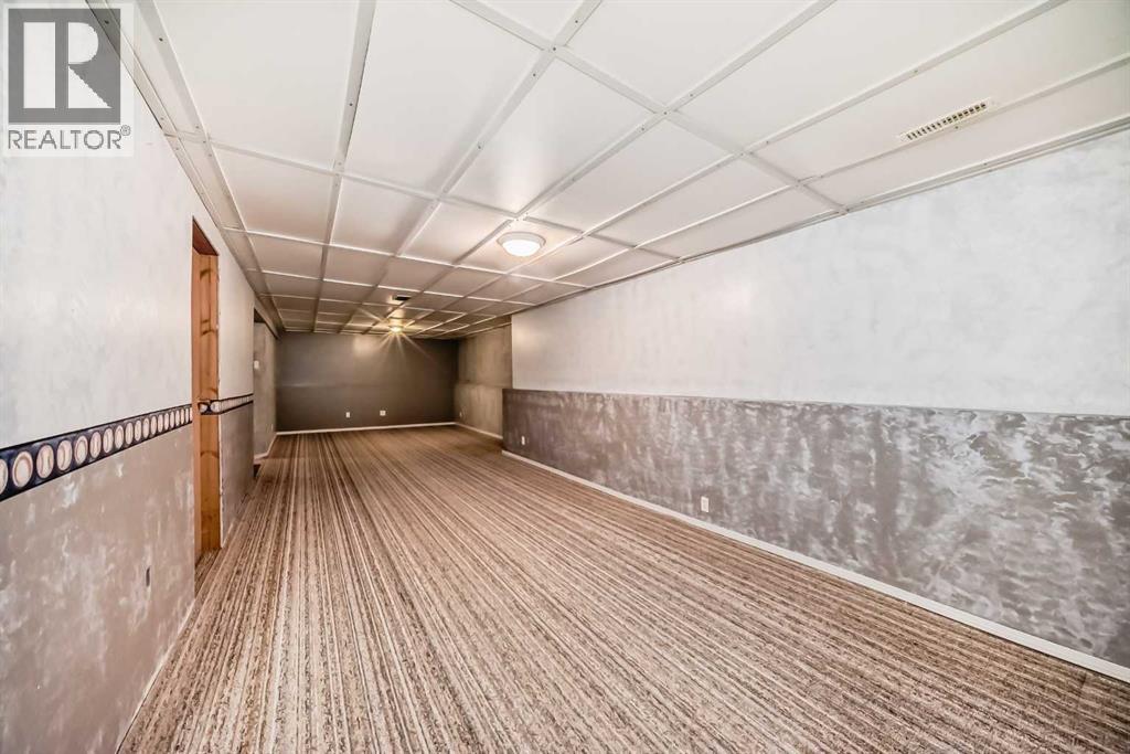 Single Family House Bungalow for Sale in  Pinecliff Road NE Pineridge Calgary 