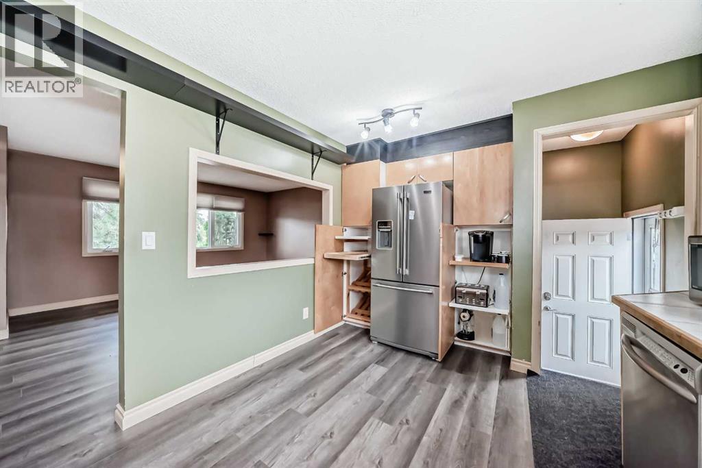 Single Family House Bungalow for Sale in  Pinecliff Road NE Pineridge Calgary 
