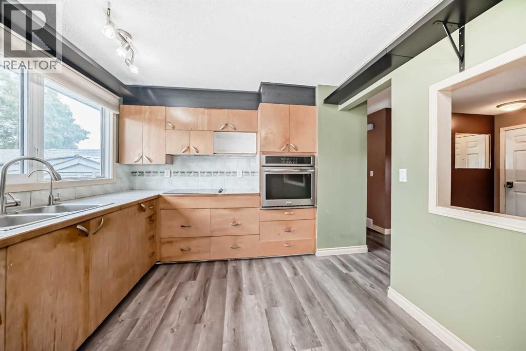 Single Family House Bungalow for Sale in  Pinecliff Road NE Pineridge Calgary 